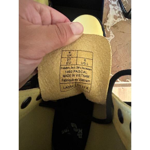 Dr.Marten Lace Up Pascal Boots - Picture 6 of 10